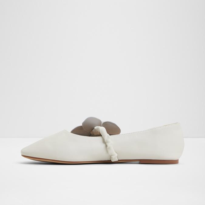 Floralina-In Women's White Ballerinas image number 3