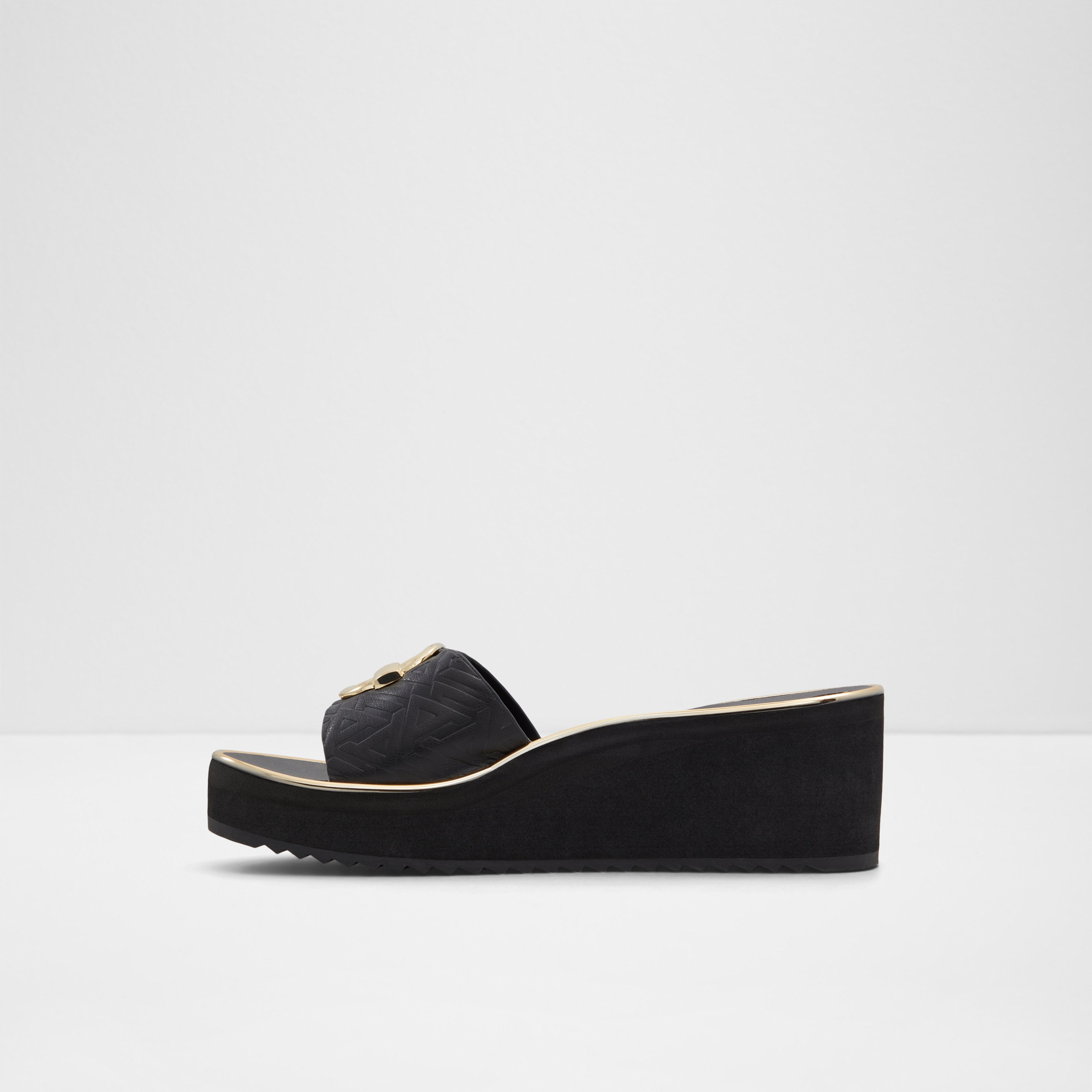 Onayllan-In Women's Black EVA image number 3