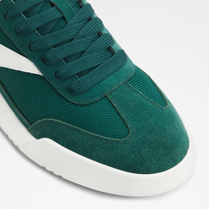 Clubmtl-In Men's Green Fashion Athletic image number 5