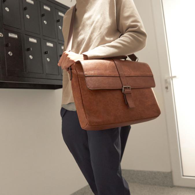 Cedro Men's Cognac Messenger