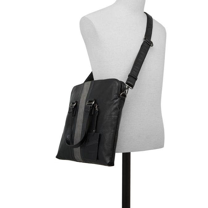 Outlander Men's Black Messenger image number 3