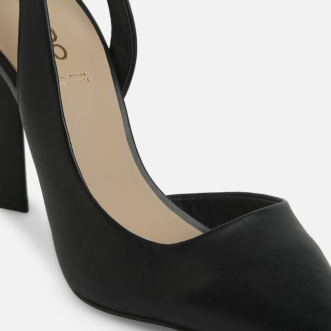 Loucette Women's Black Pumps image number 5