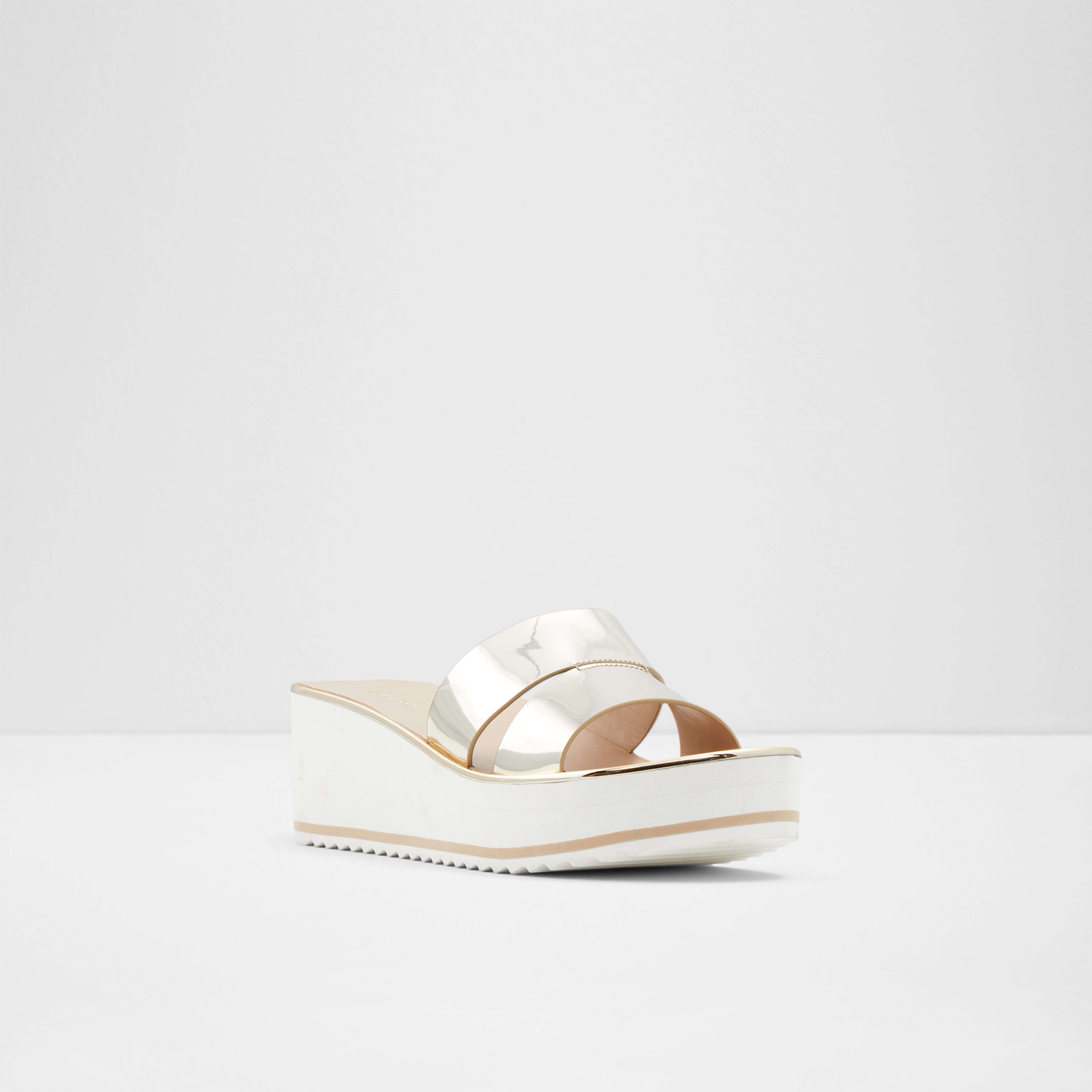Ocigoveth-In Women's Gold EVA image number 4