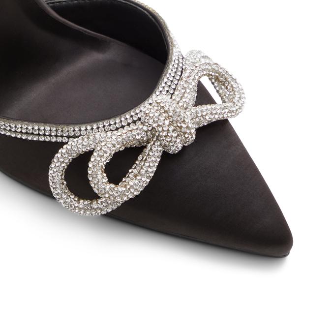 Galaa Women's Black Pumps image number 5