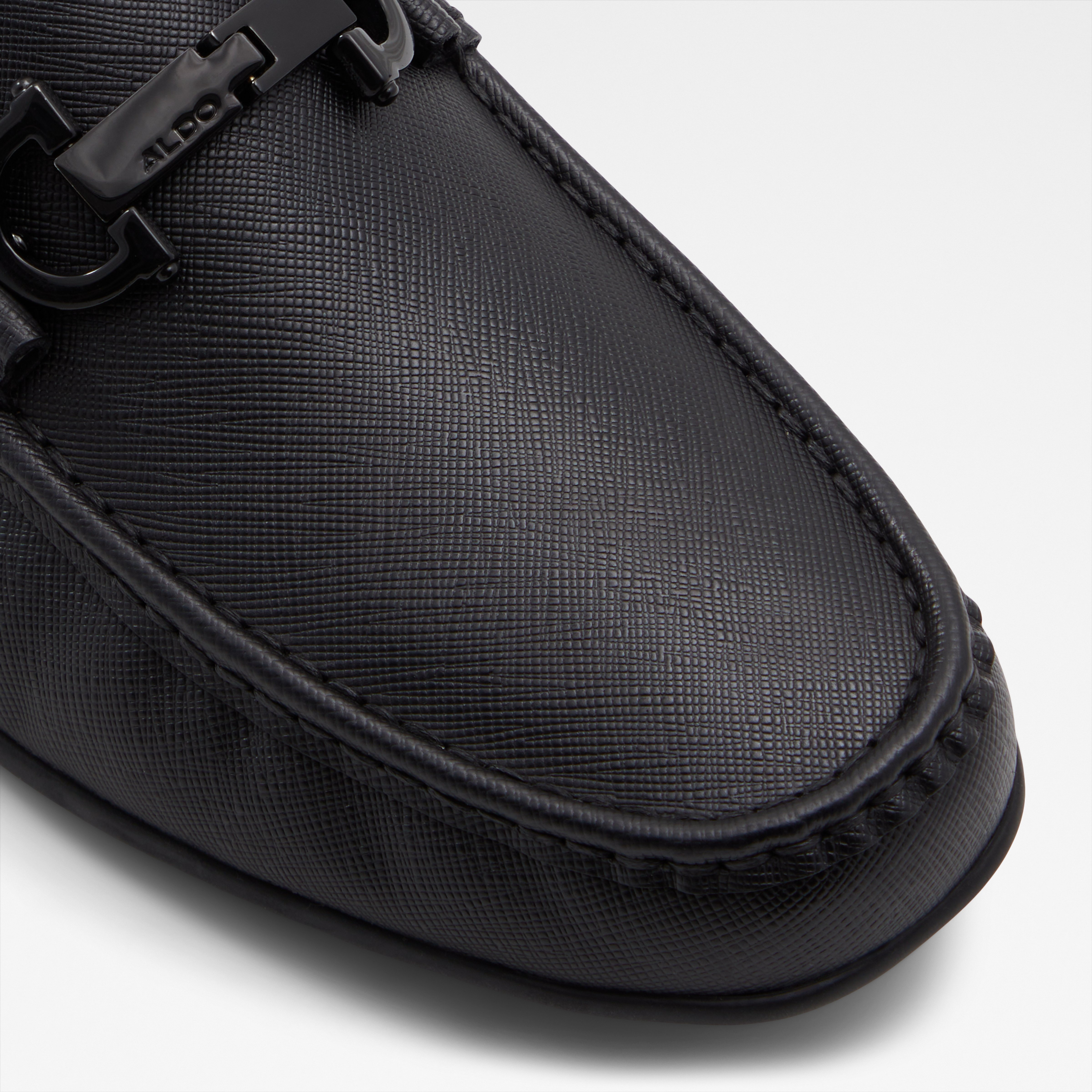 Orlovoflexx-In Men's Black Moccasins image number 5